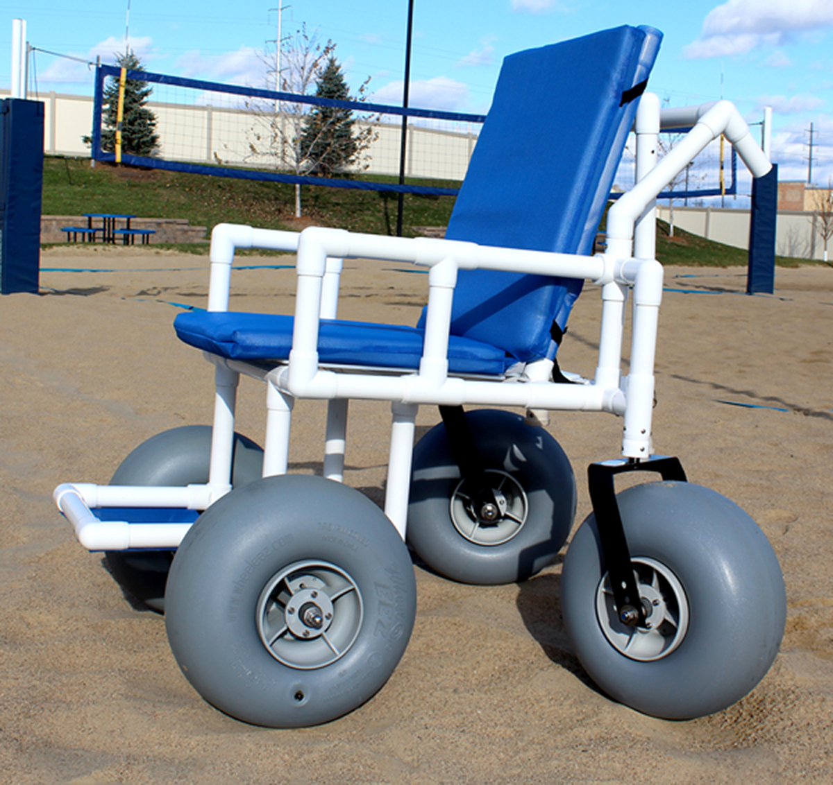 AQ-1000 Beach Wheelchair side